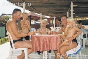 Petro Club Side 14